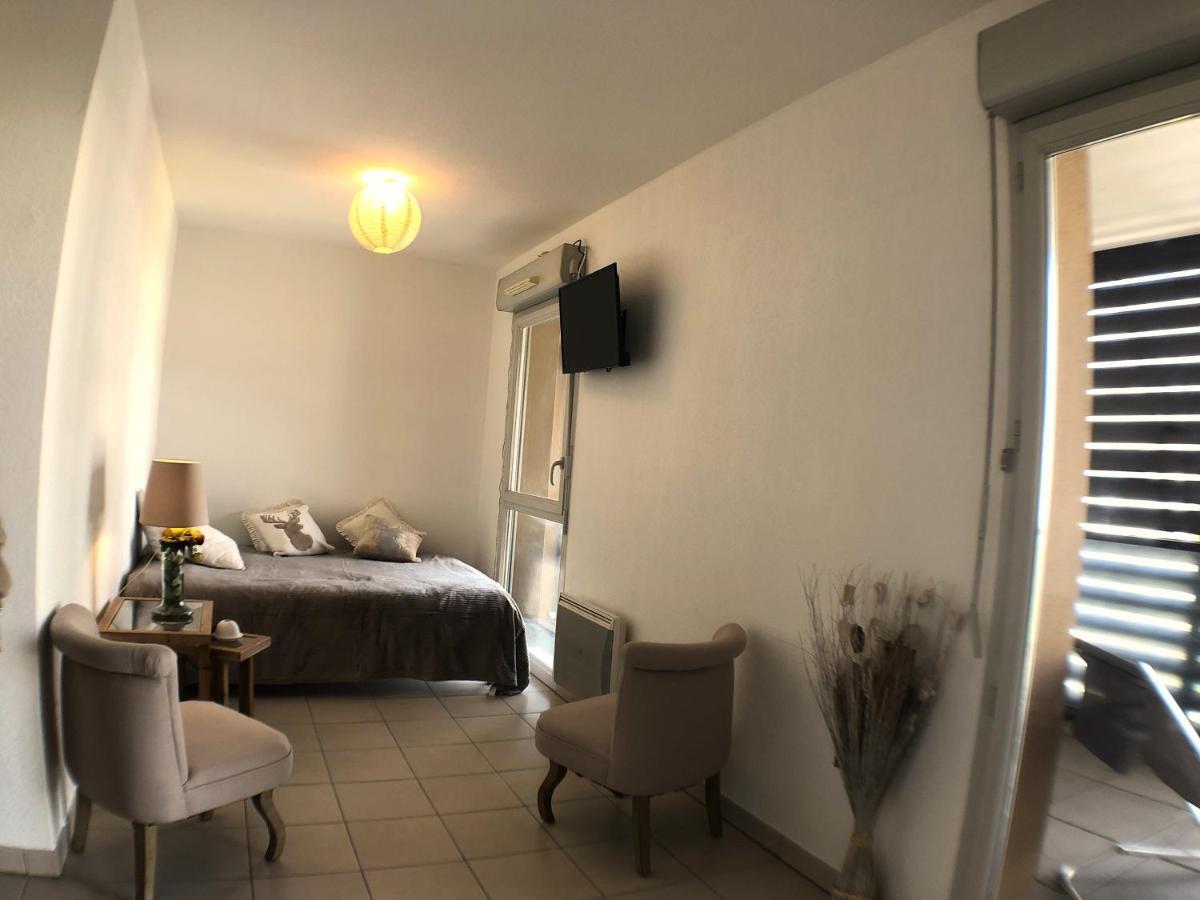 La Robine - Studio 2 Personnes Avec Parking Narbonne Kültér fotó